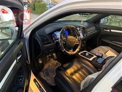 کرایسلەر 300